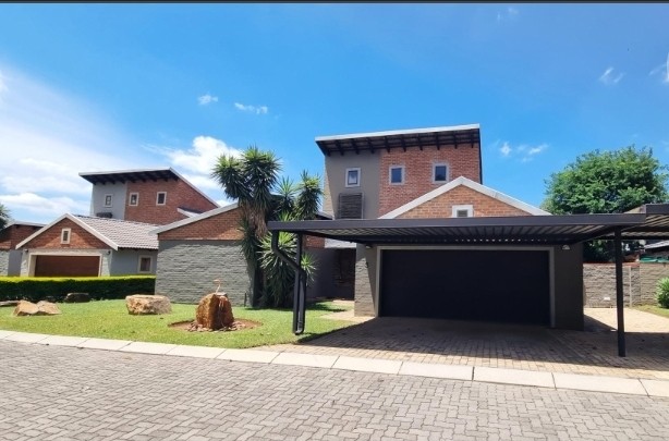 4 Bedroom Property for Sale in Rustenburg North West